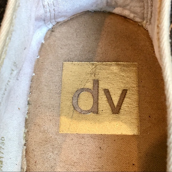 DV Dolce Vita Metallic, Gold, Espadrille, Flats - Picture 4 of 13